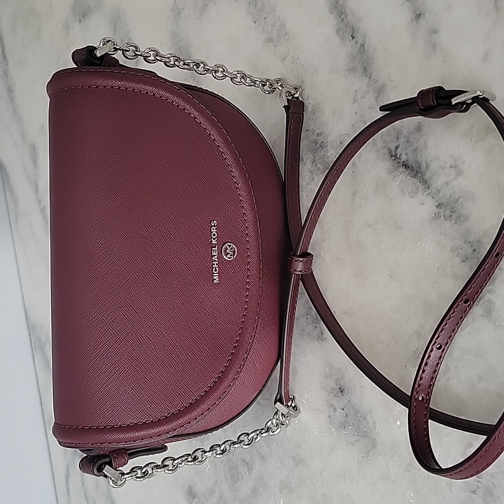 Michael Kors Crossbody - Plum Grainy Leather
